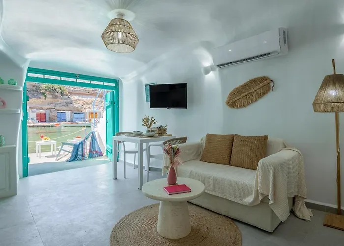 Holiday home Mimikos Boathouse *